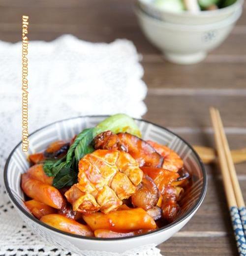韩式海鲜炒年糕 --幸福温暖的美食的做法