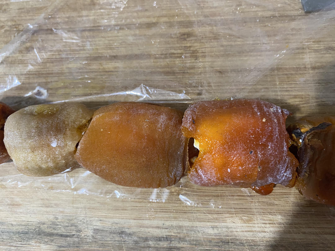 Gotgamssam 韩国小吃---柿饼卷核桃