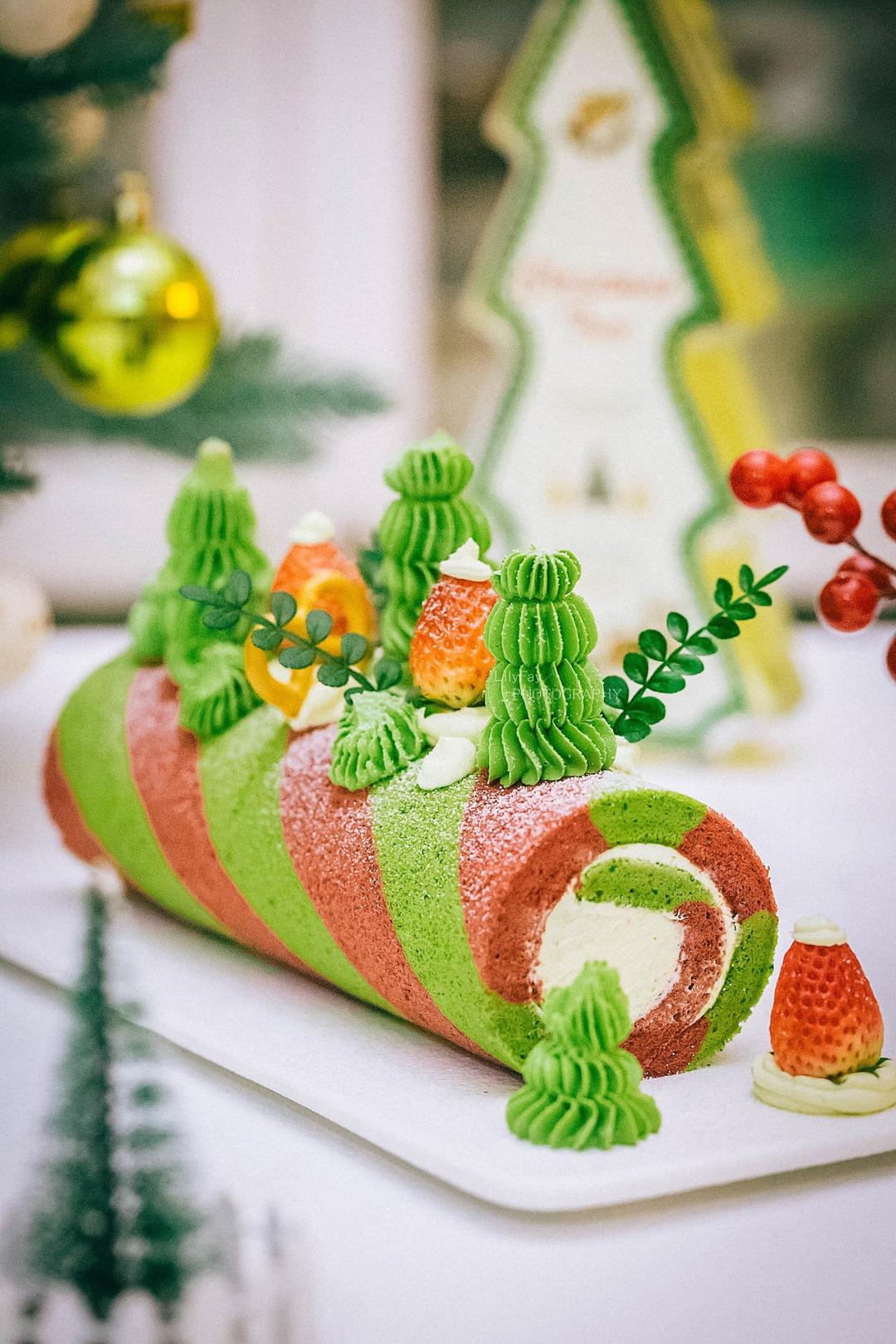 圣诞红绿配抹茶红丝绒双色瑞士卷C108