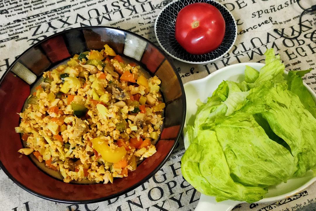 生菜包无米(菜花)炒饭简单又美味的减脂餐