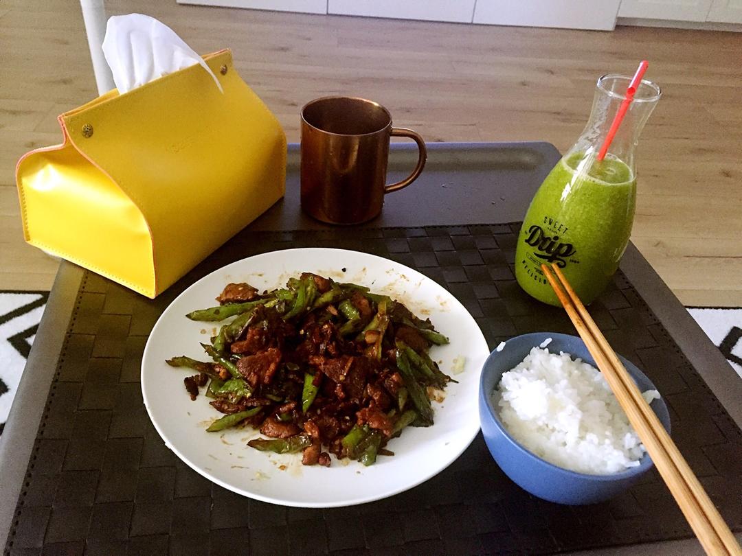 农家小炒肉【记忆中勾魂的油汤】