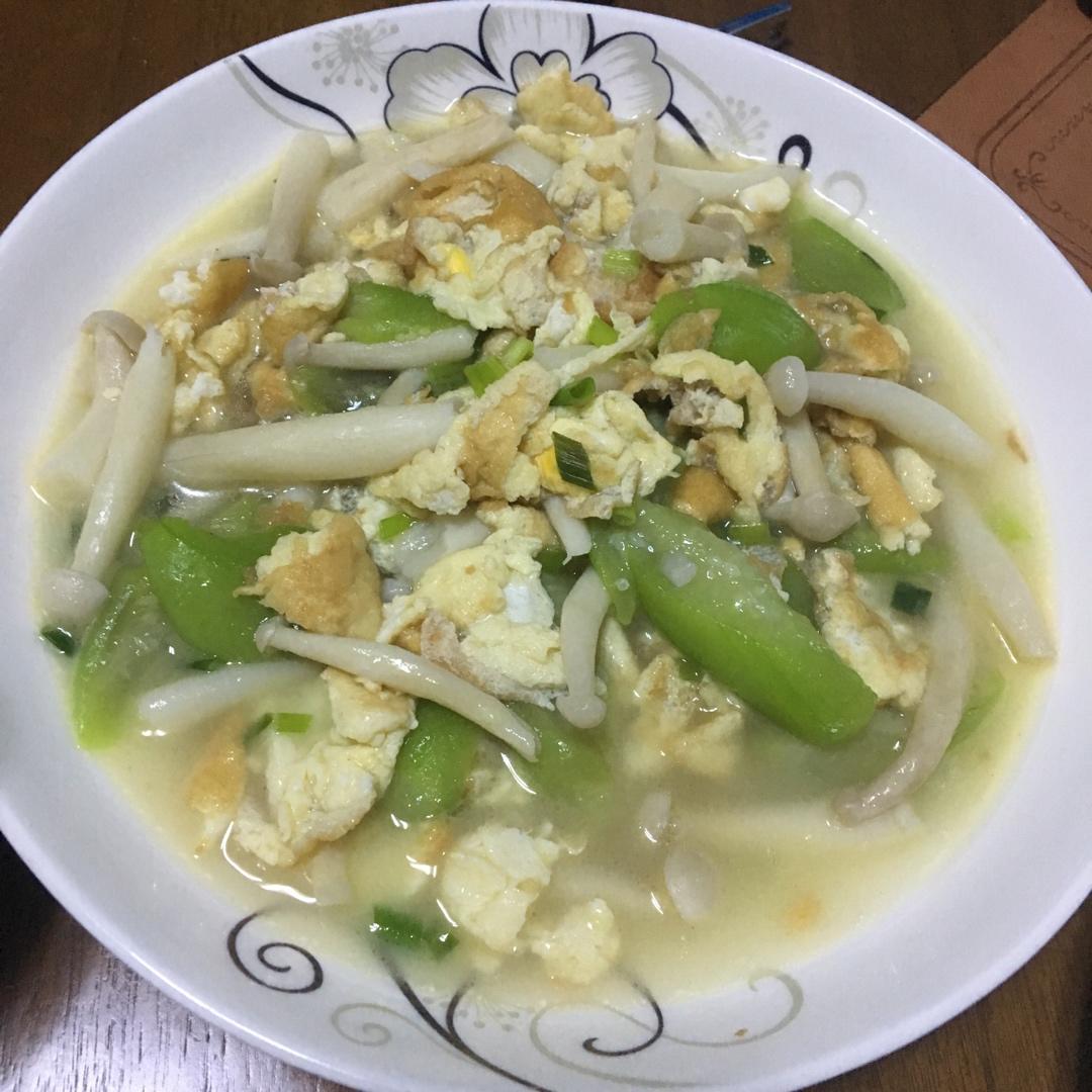 丝瓜鸡蛋烩白玉菇