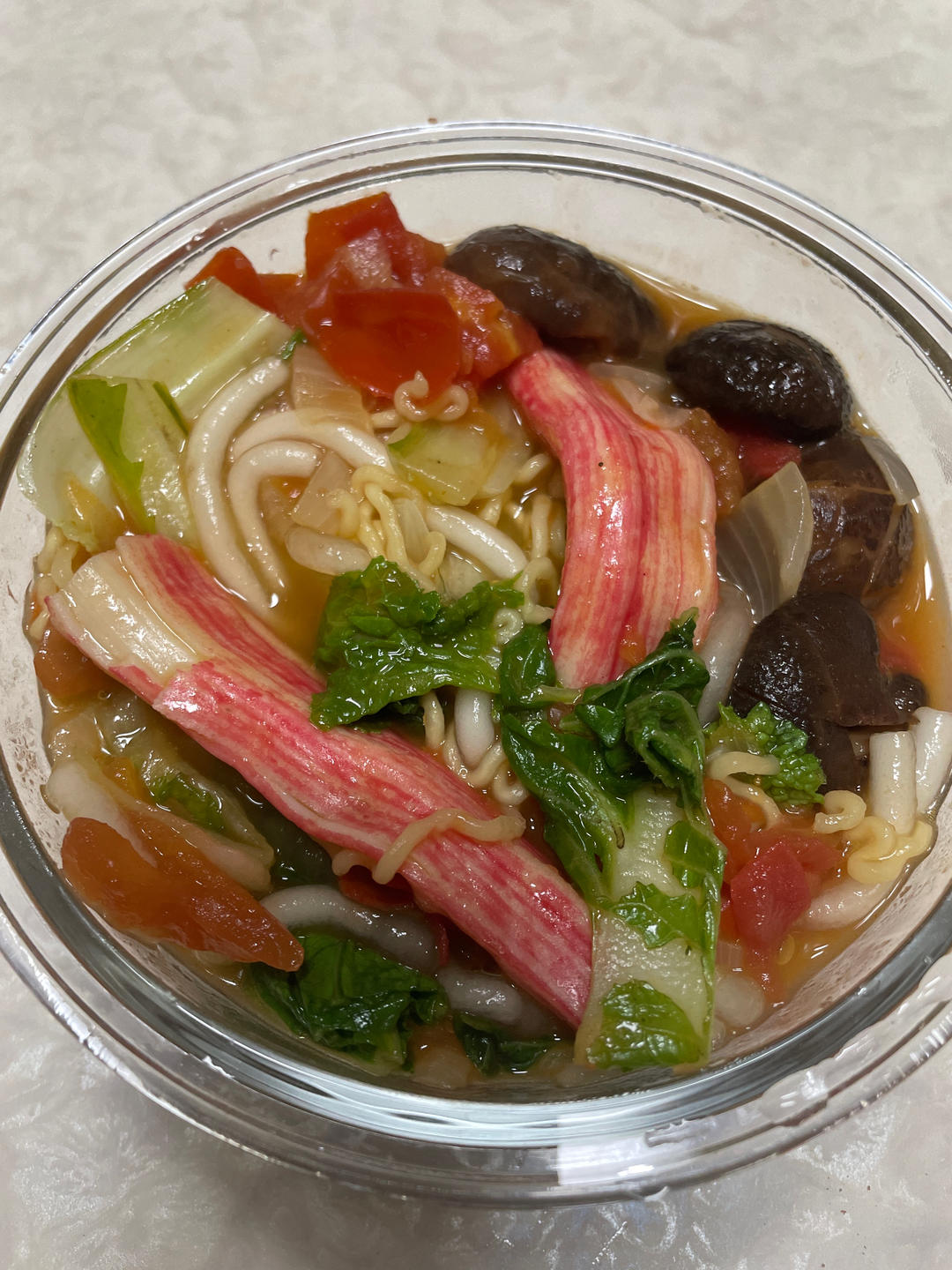 番茄浓汤土豆粉 | 今天先照顾一下不爱吃辣的朋友，下次再做麻辣版的。