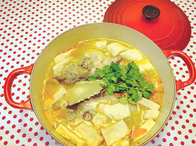 三文鱼头豆腐汤