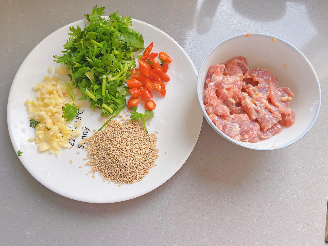 丈母娘吃了都夸的凉拌香菜牛肉