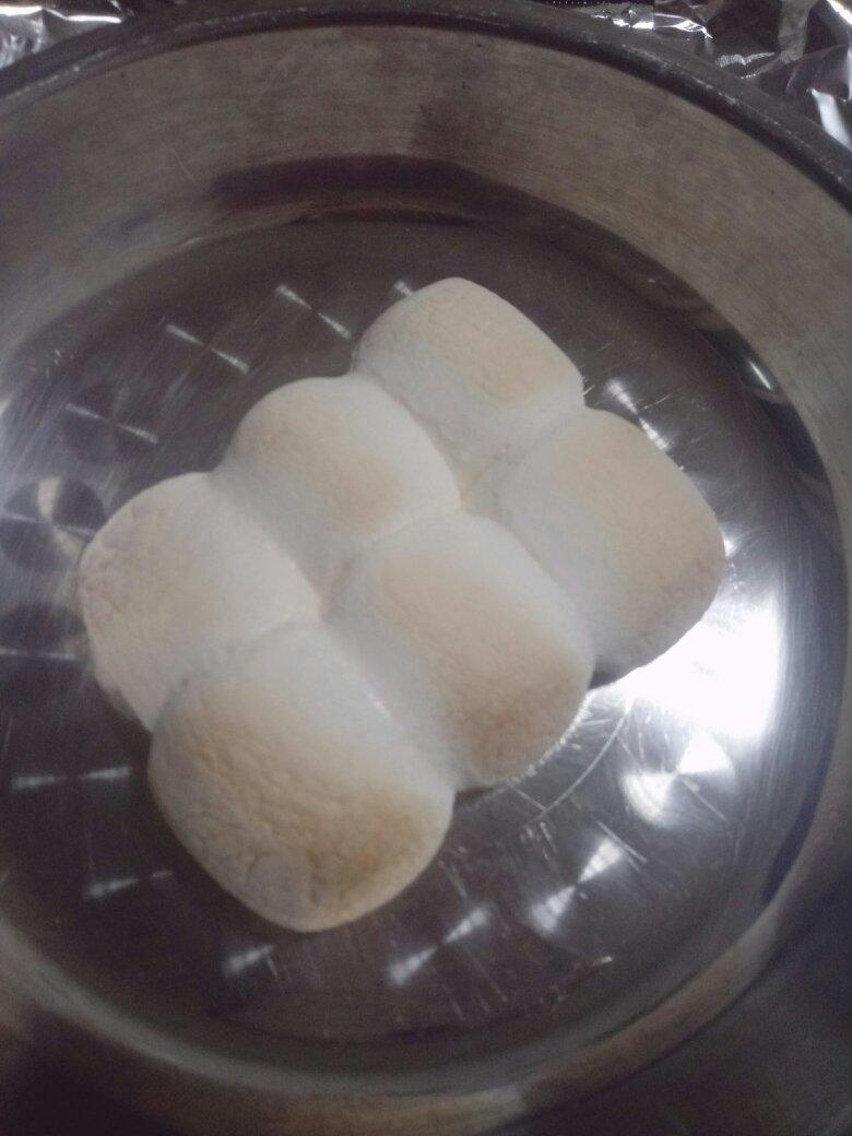 超简单的冬日甜点拉丝脆皮烤棉花糖