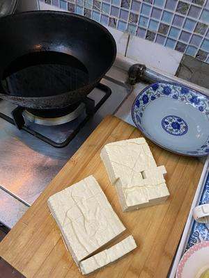 炸臭豆腐的做法 步骤3