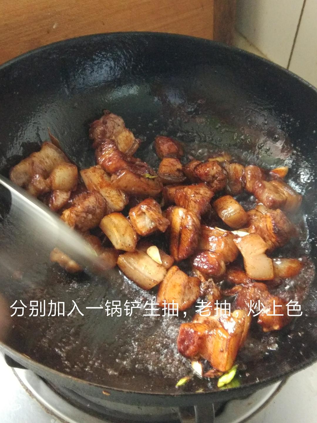 土豆红烧肉的做法 步骤6