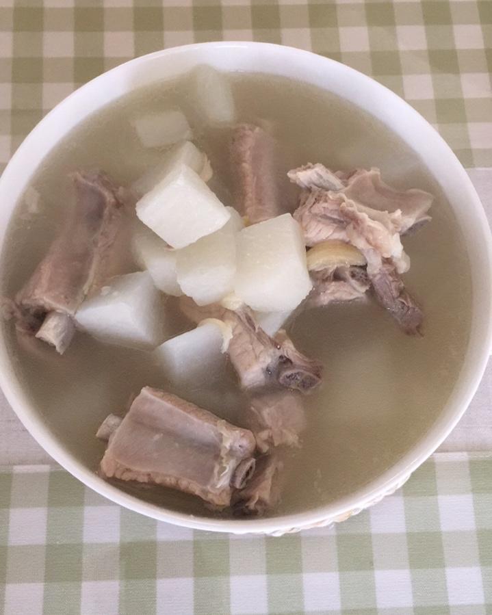 排骨萝卜汤