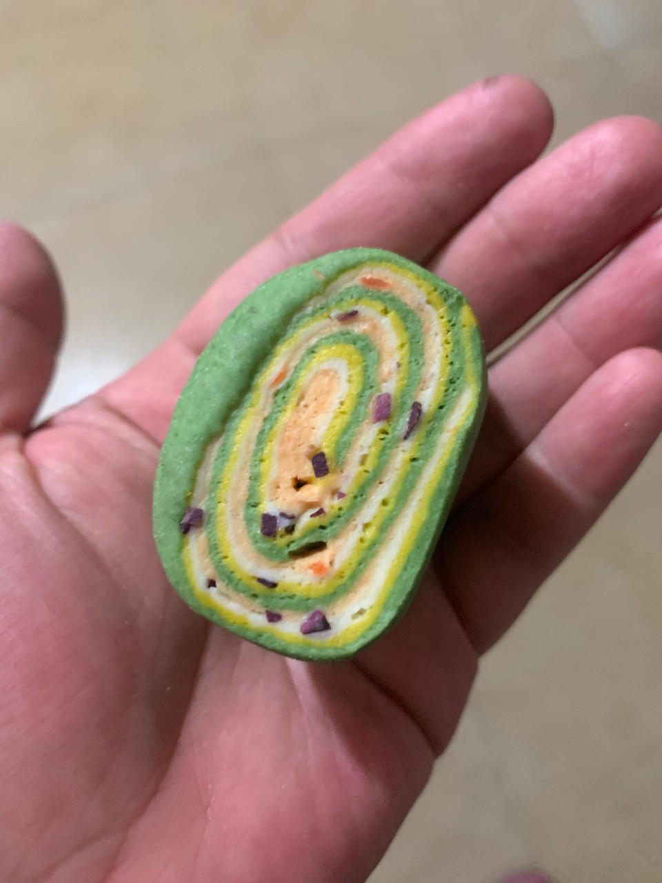 多彩蔬菜绣球馒头