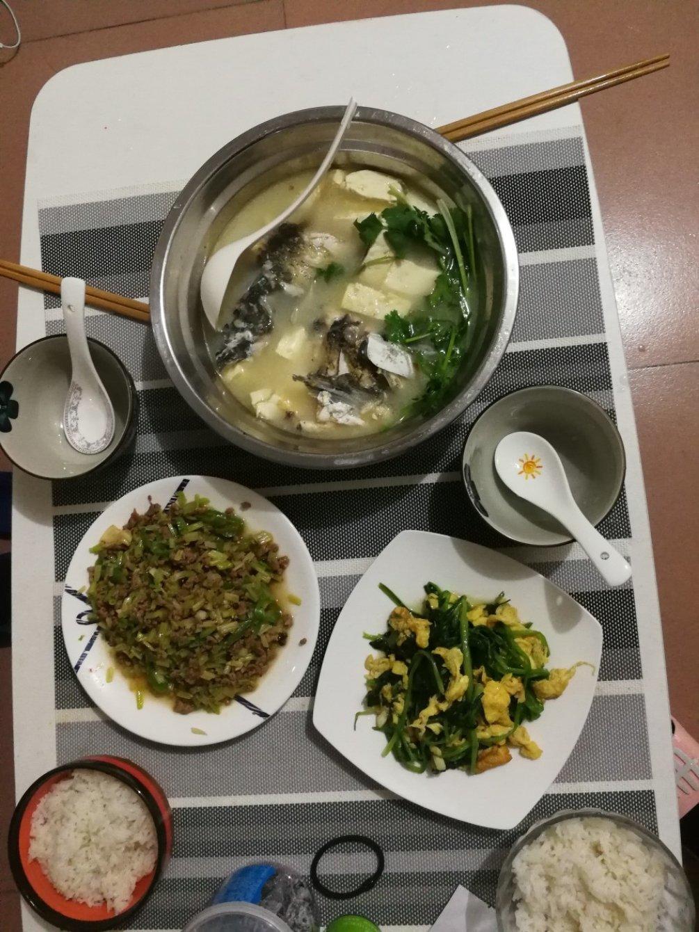 菠菜炒鸡蛋
