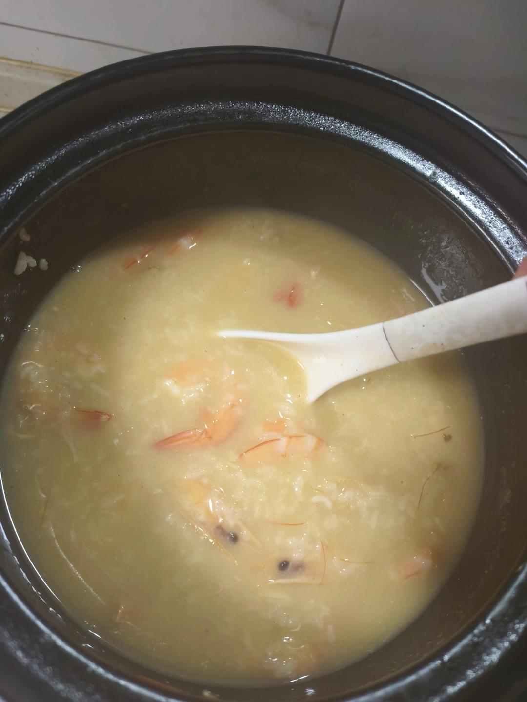 完爆大排档的潮汕砂锅虾粥！