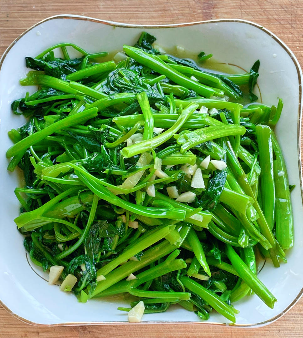 炝炒空心菜（不黑的秘密）