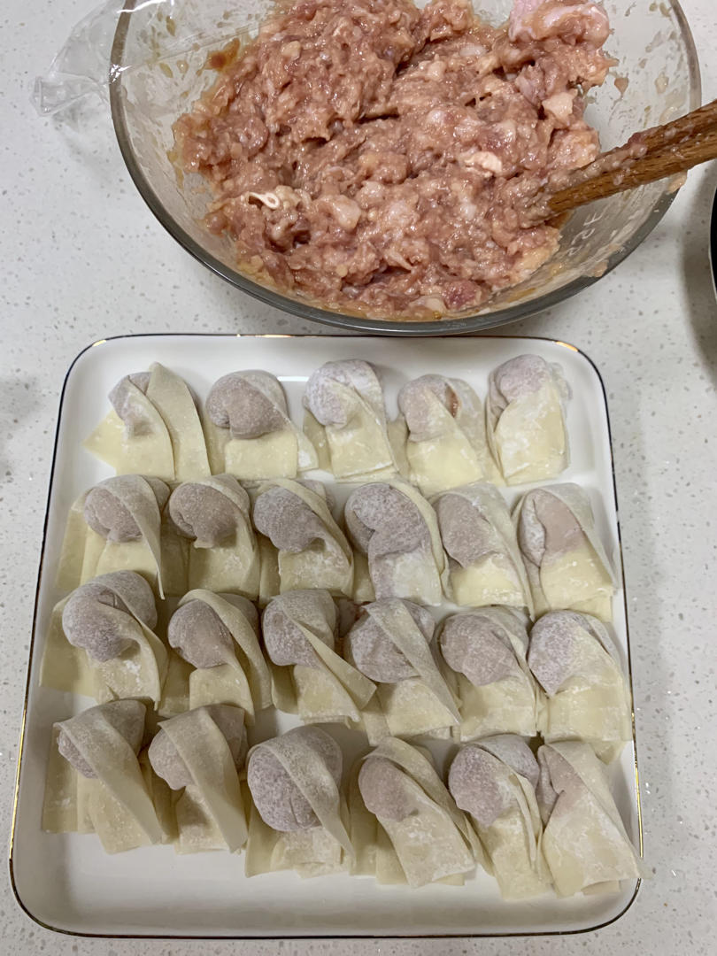 小绵羊1做的肉不柴的馄饨馅