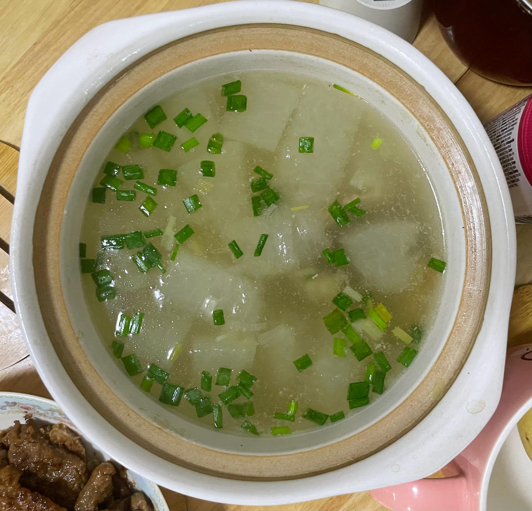 一个人能吃下一锅的虾皮冬瓜粉丝汤