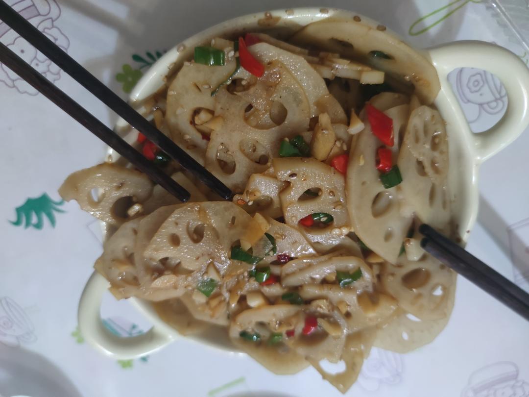 零失败❗️巨过瘾❗️酸辣爽脆的凉拌藕片
