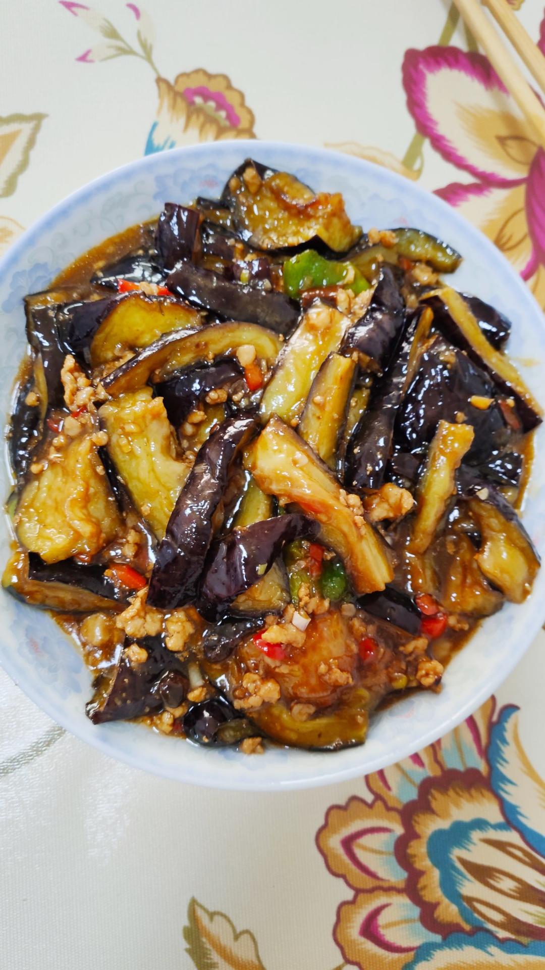 开胃下饭菜！巨简单的家常鱼香茄子煲