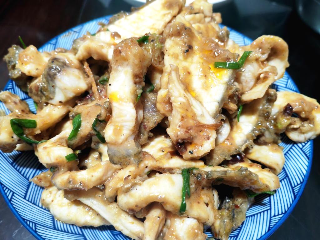 姜葱酱爆炒脆肉鲩