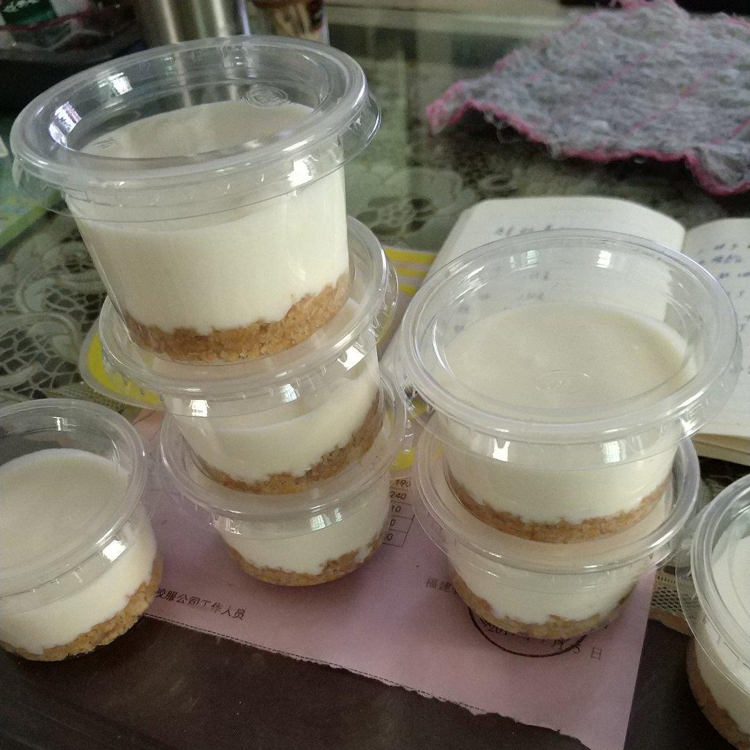 6寸酸奶芒果慕斯蛋糕