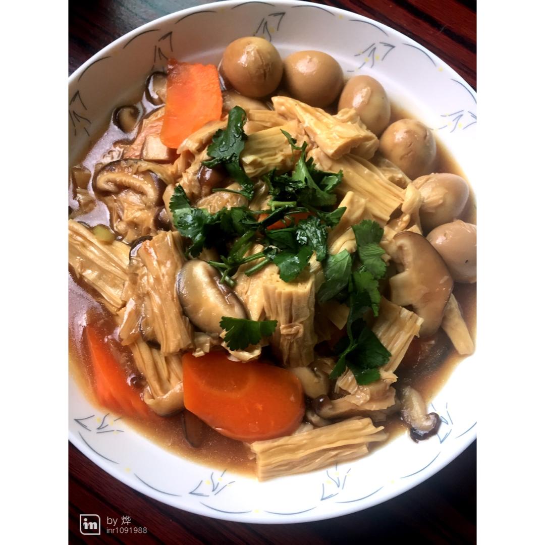 腐竹烧香菇