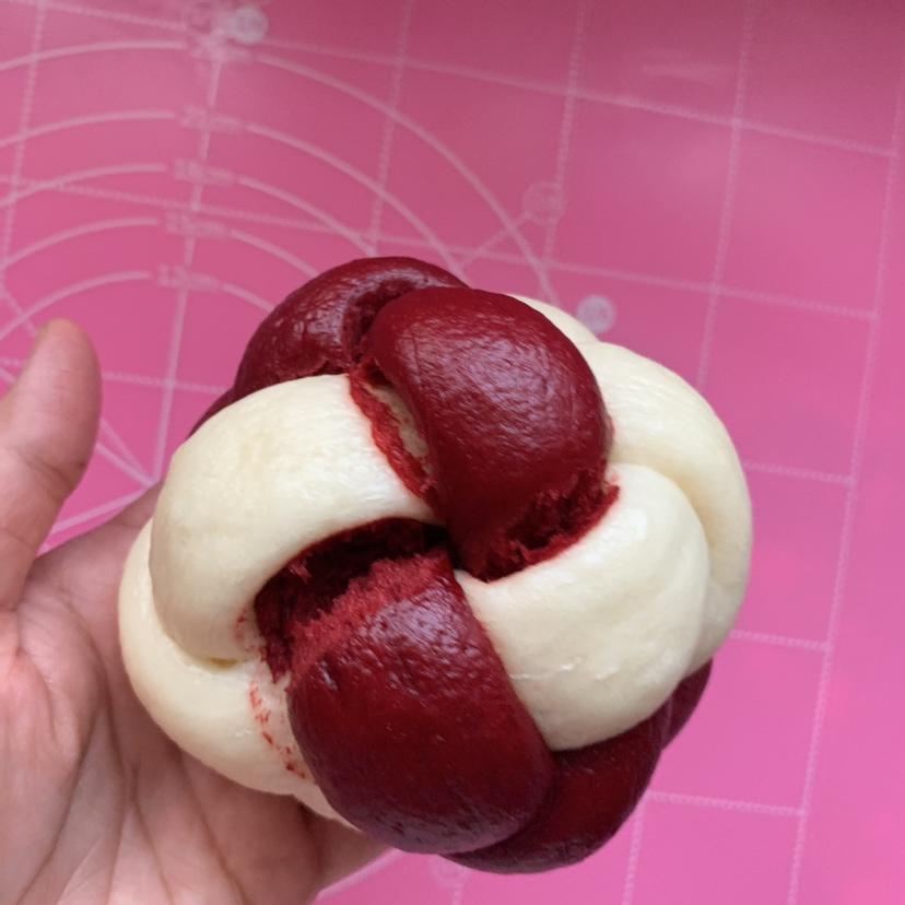 渐变紫薯绣球馒头