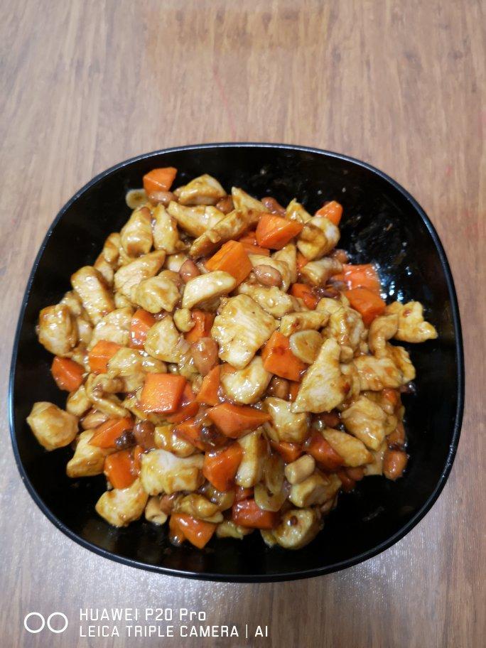 厨师长教你: “宫保鸡丁”的川味正宗做法, 一看就有食欲, 收藏了