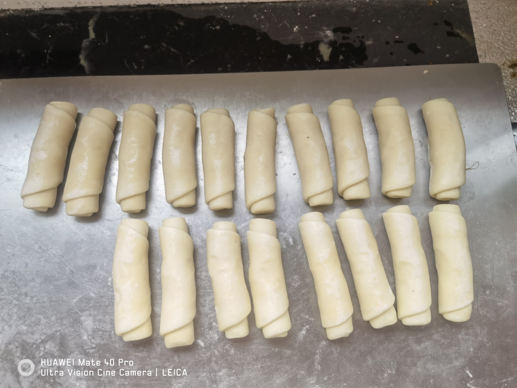 一学就会的点心酥皮💥~苹果派馅料🎁菊花酥，豆沙酥老婆饼用的酥皮的做法 步骤10