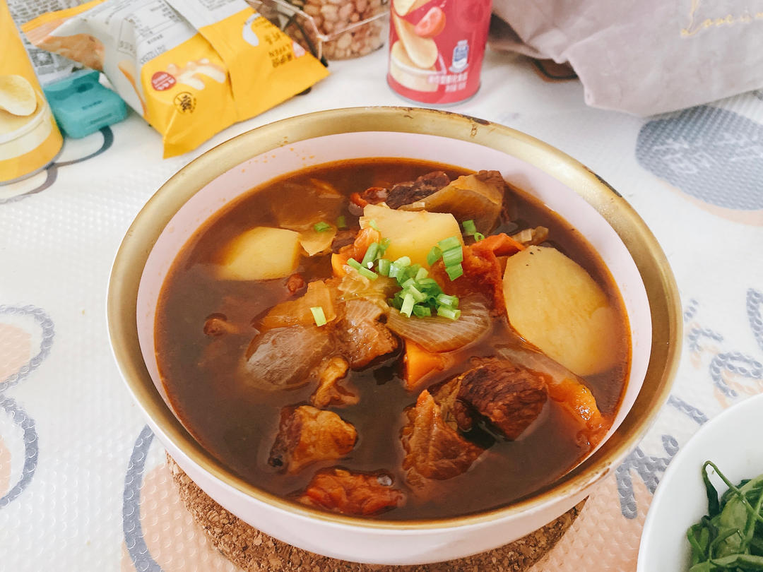 番茄土豆炖牛腩