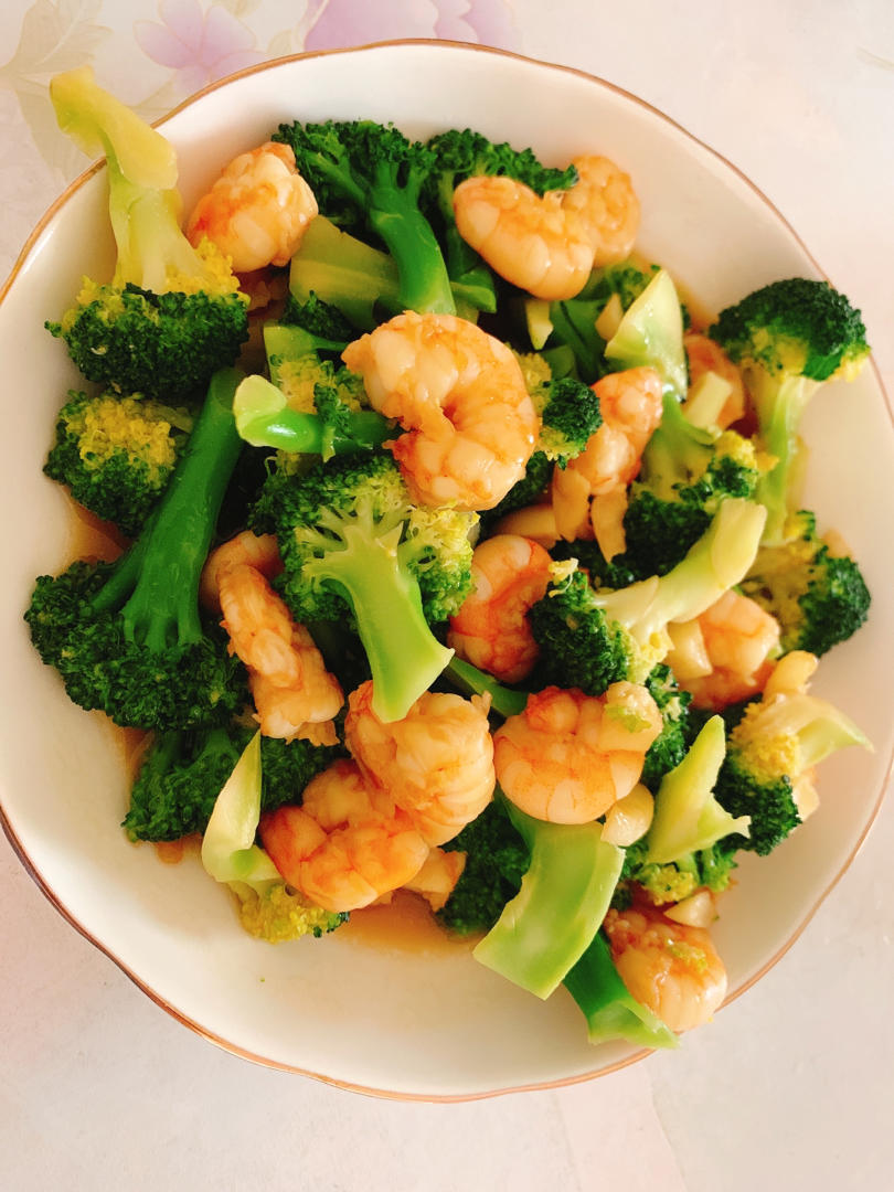 忍冬218做的鲜香美味低脂低卡的西兰花炒虾仁