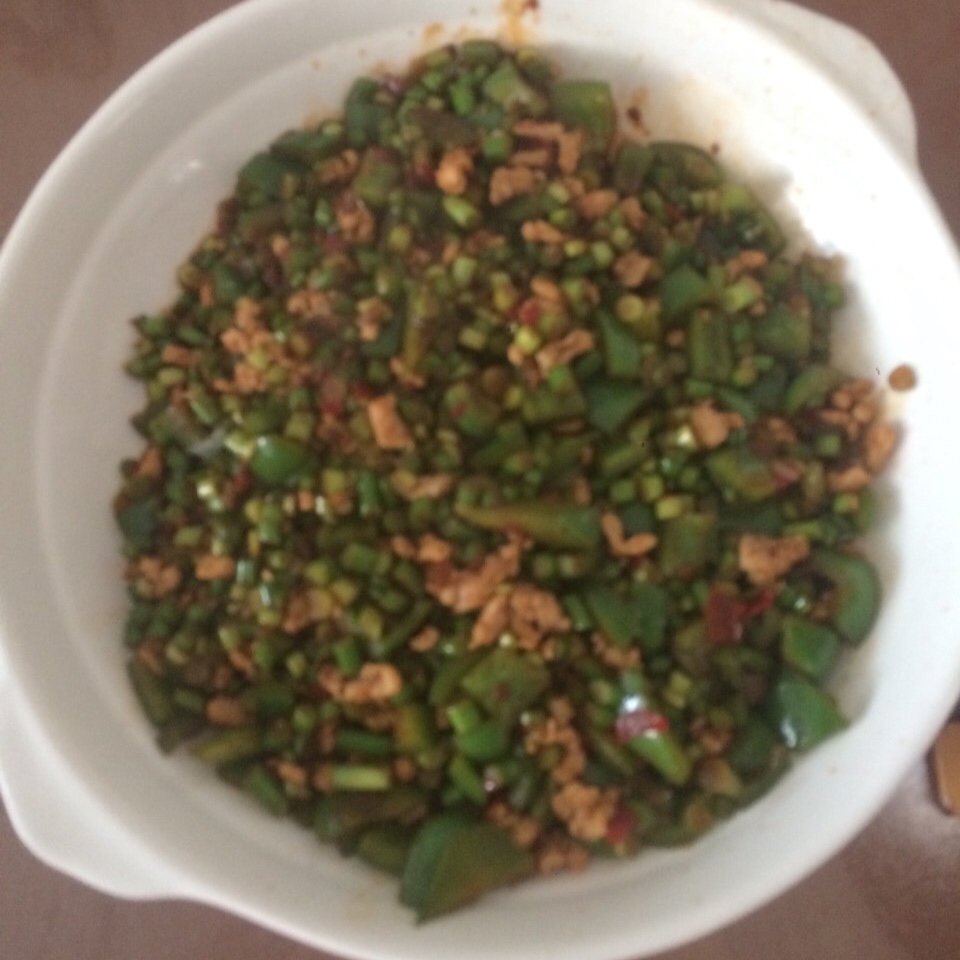 下饭菜～蒜苔肉末