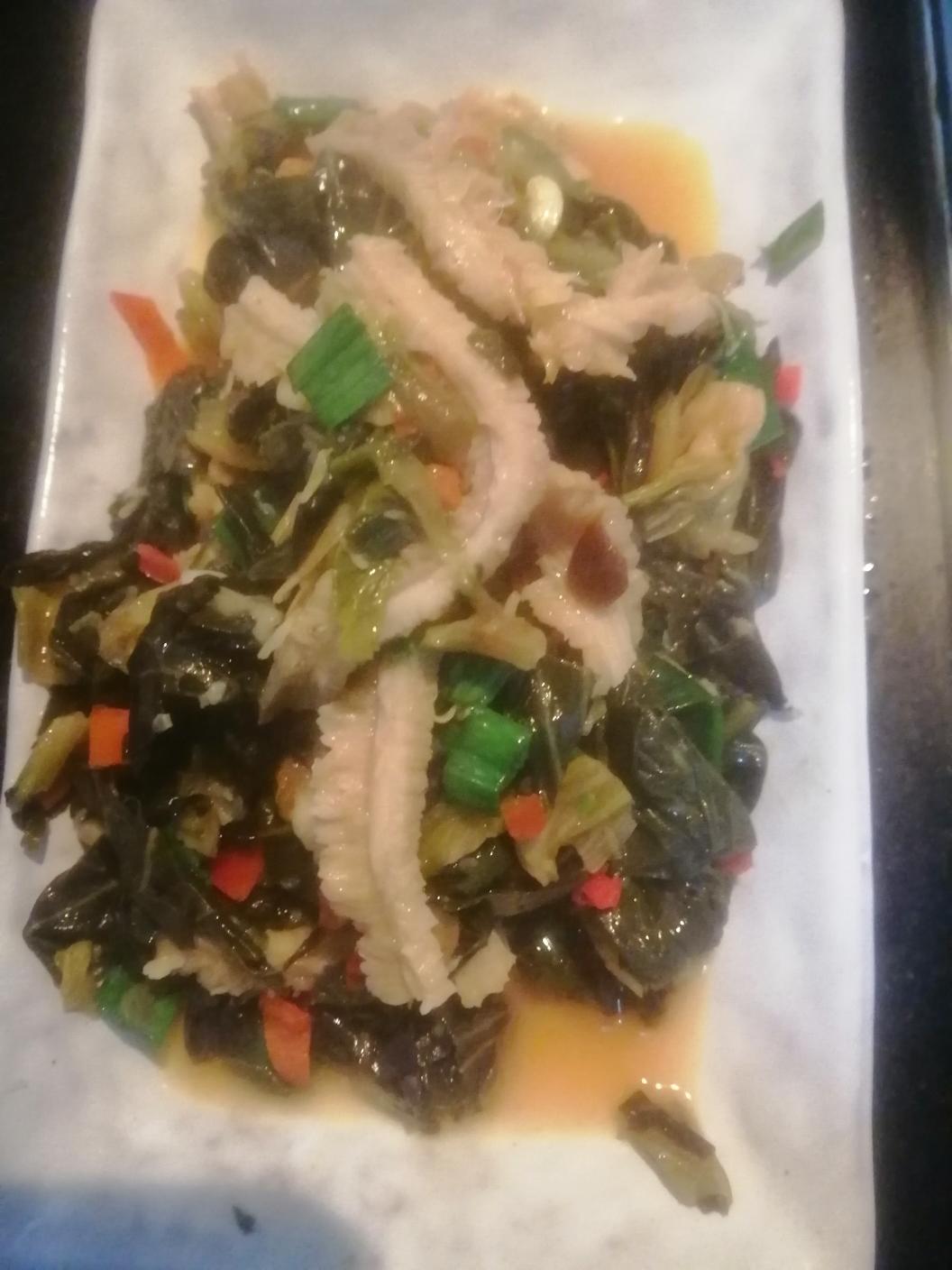 酸菜烧牛肚