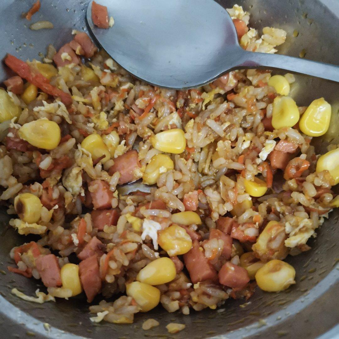 好吃到停不下来的酱油蛋炒饭