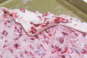 简单易上手厚切酸奶-草莓味的做法 步骤2
