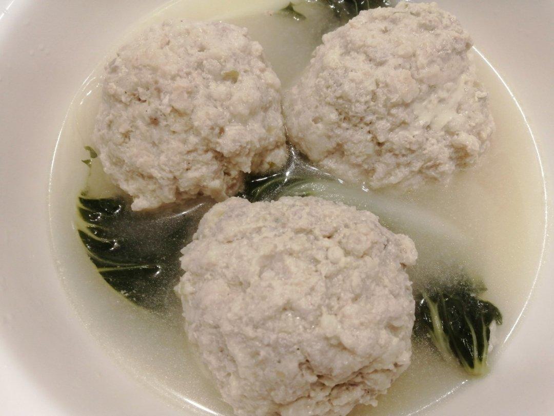 扬州狮子头