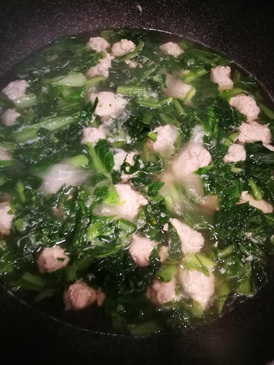 5分钟搞定的青菜肉丸汤