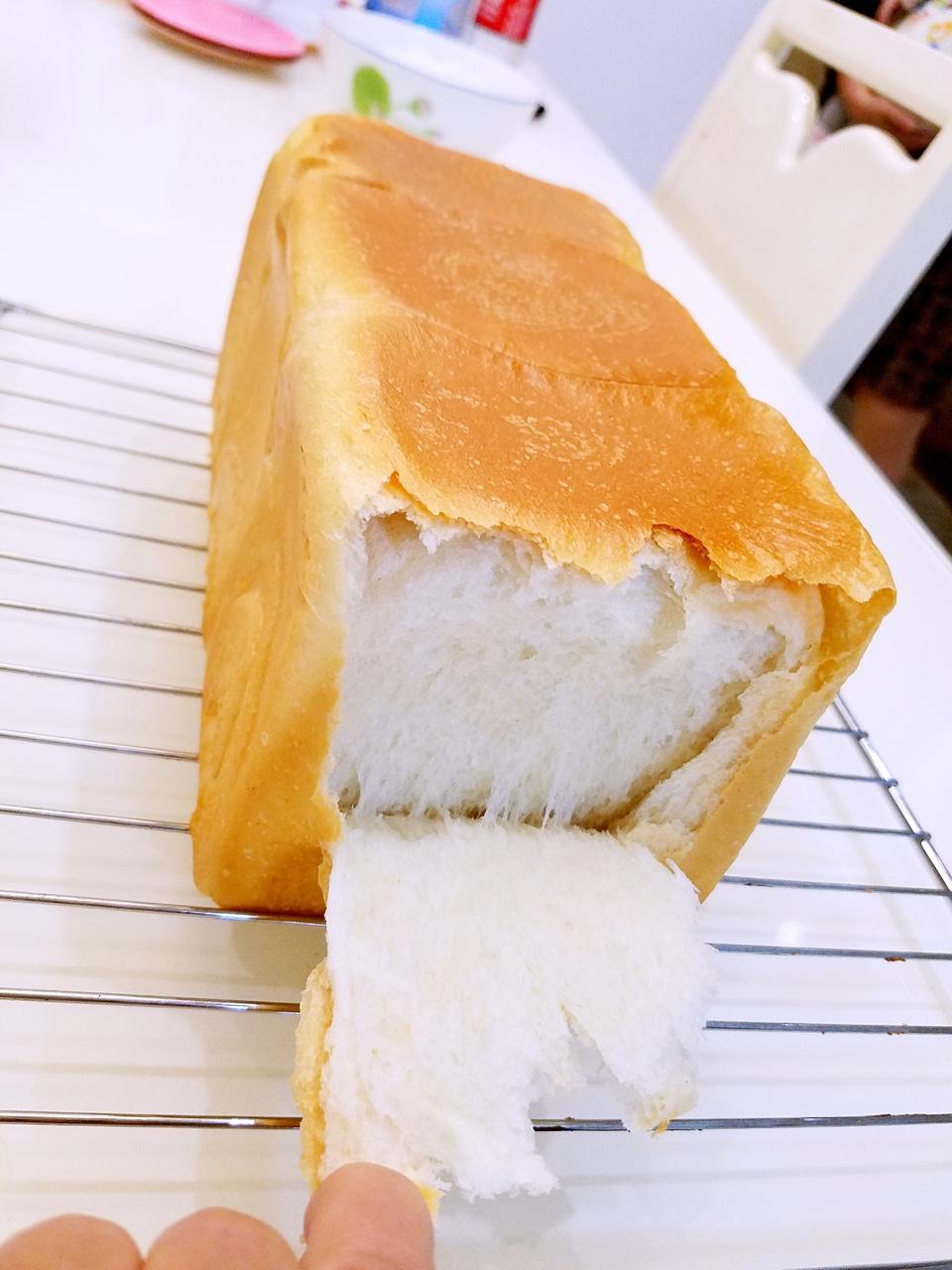 夺命软吐司(๑´ڡ`๑)超软拉丝极速方便的一次发酵吐司