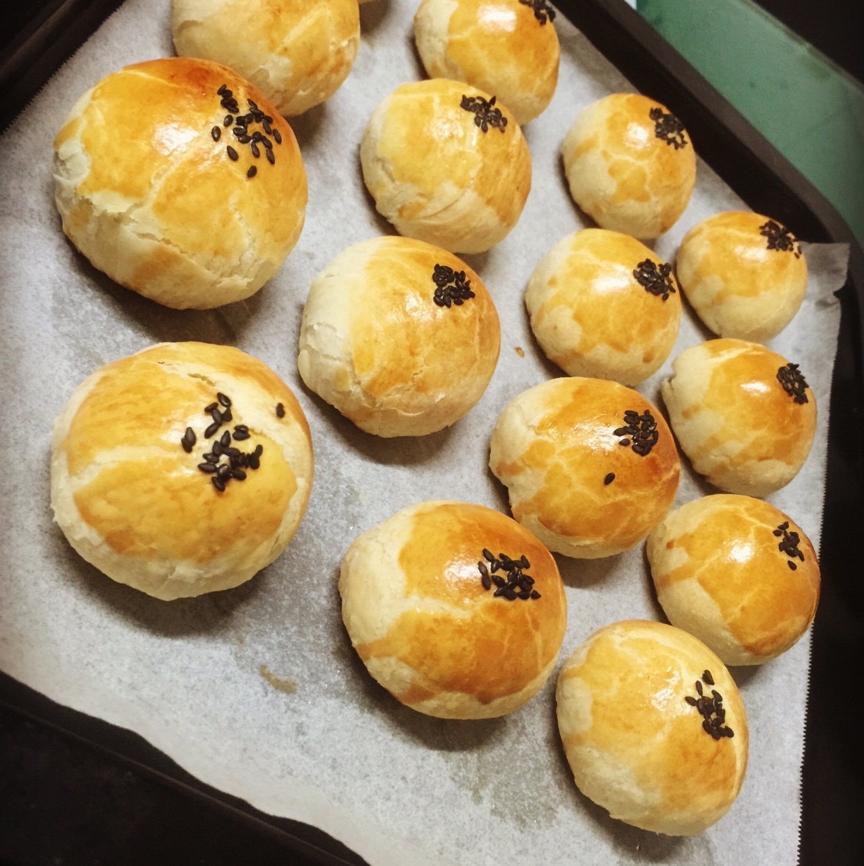 四月三做的栗蓉酥