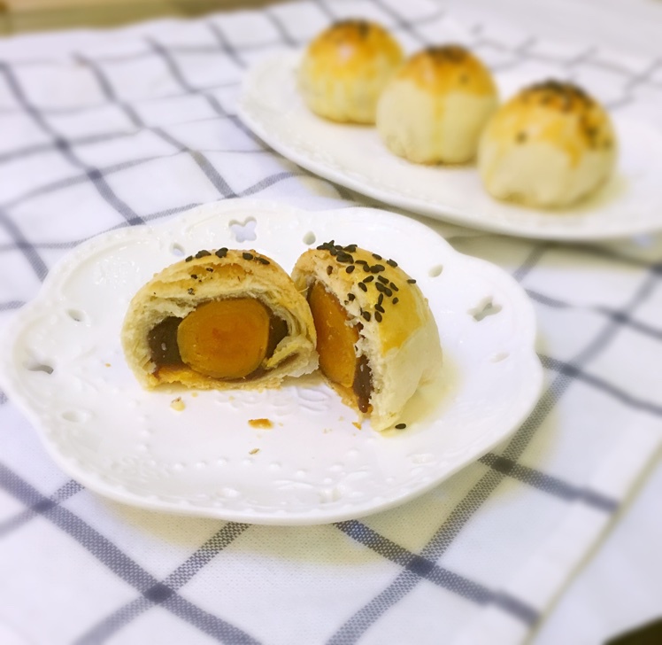 蛋黄酥（古早味）
