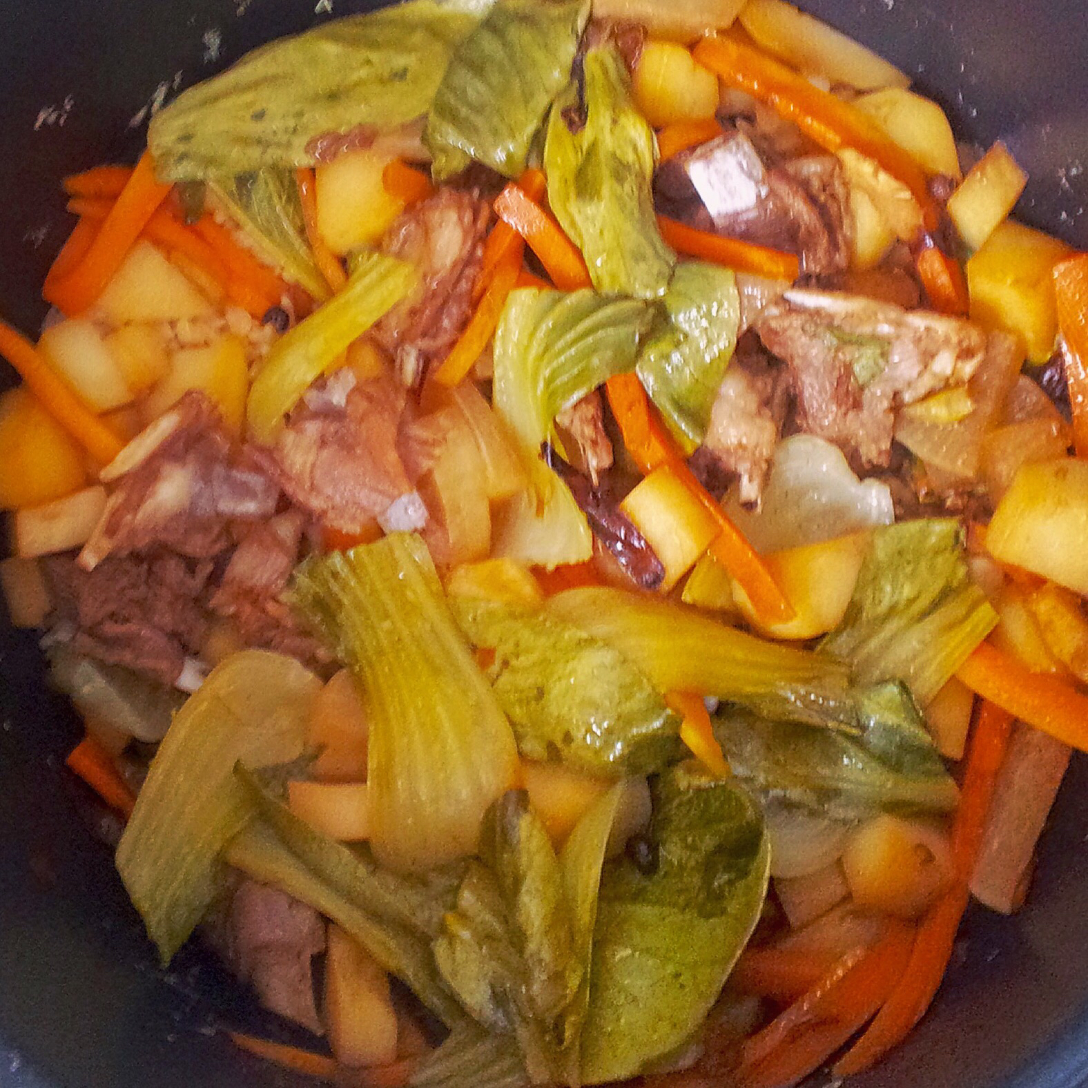 土豆焖饭（电饭锅版）