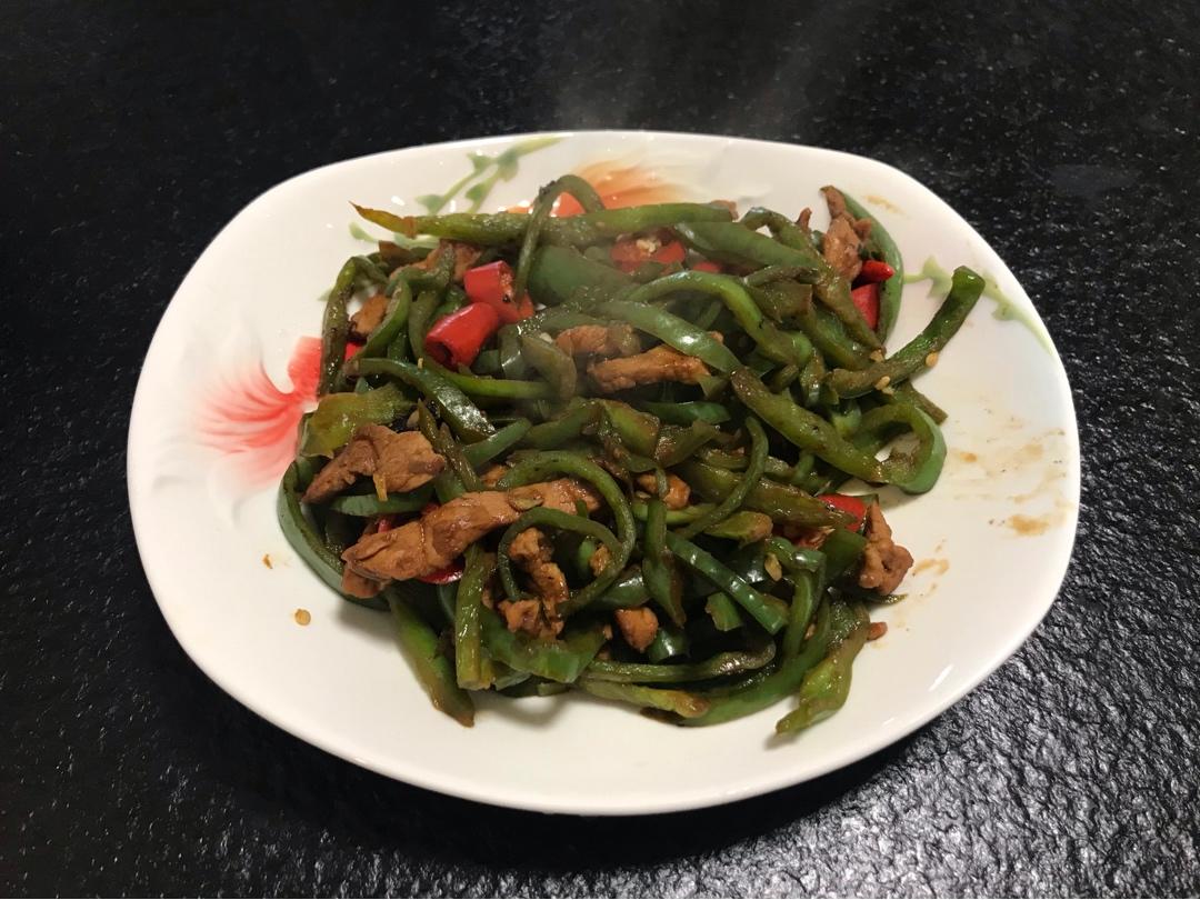 堂妈小厨——辣椒炒肉丝