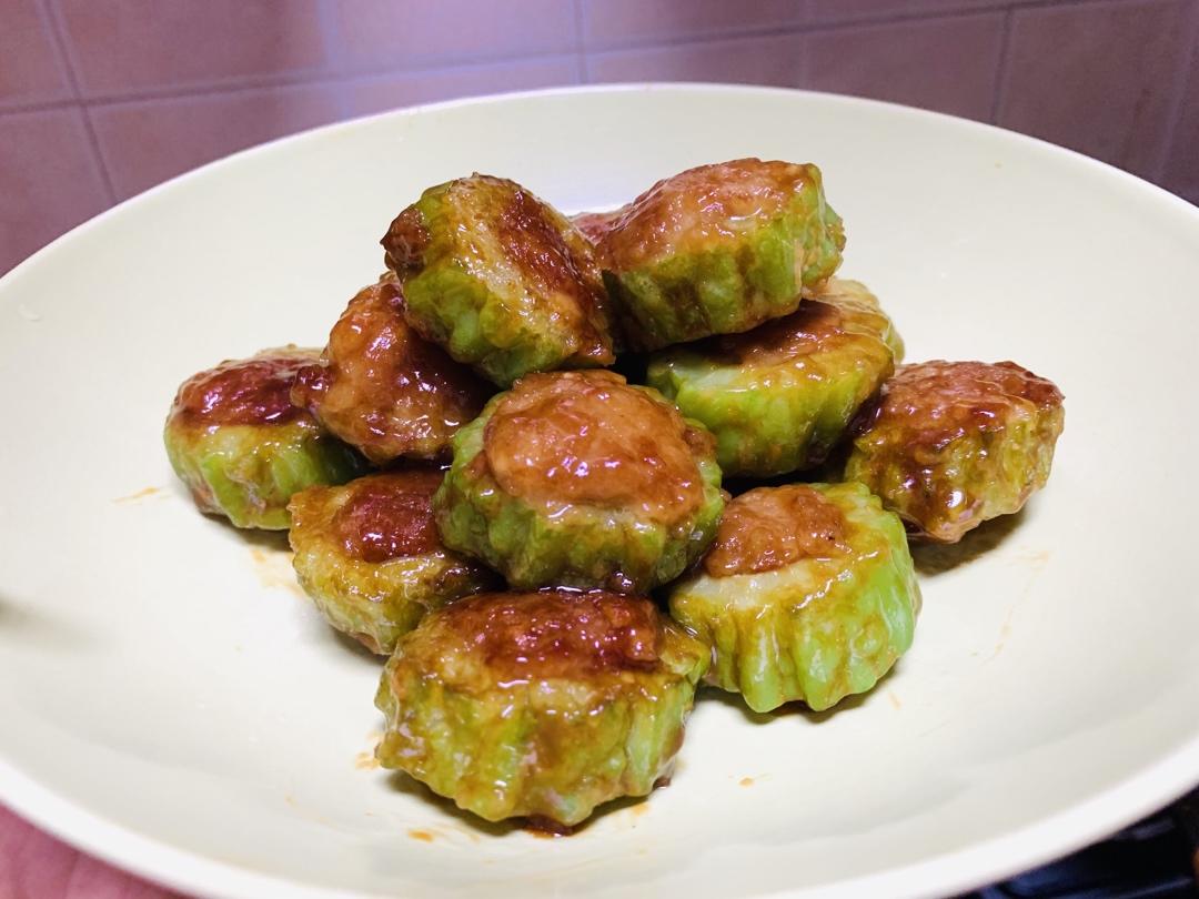 厨师长教你：“苦瓜酿肉”的家常做法，口感和味道很棒，先收藏了