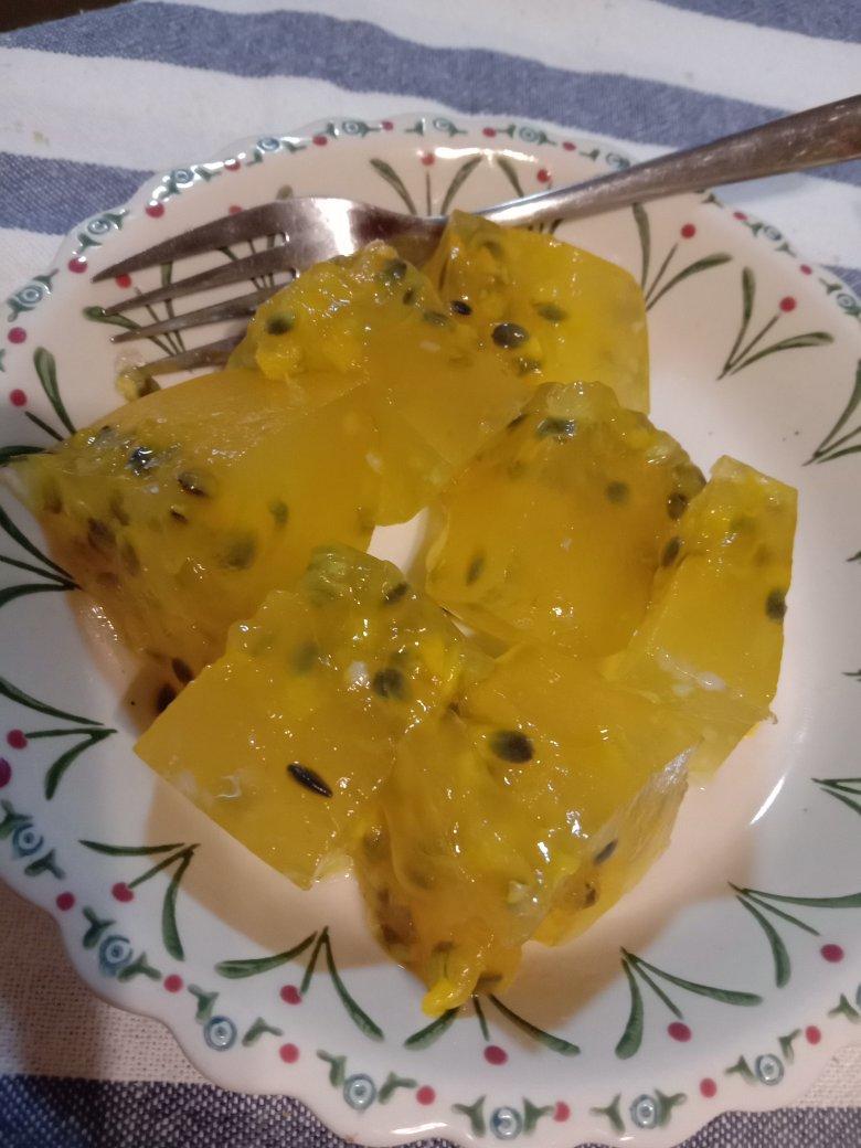 黄金百香果冻