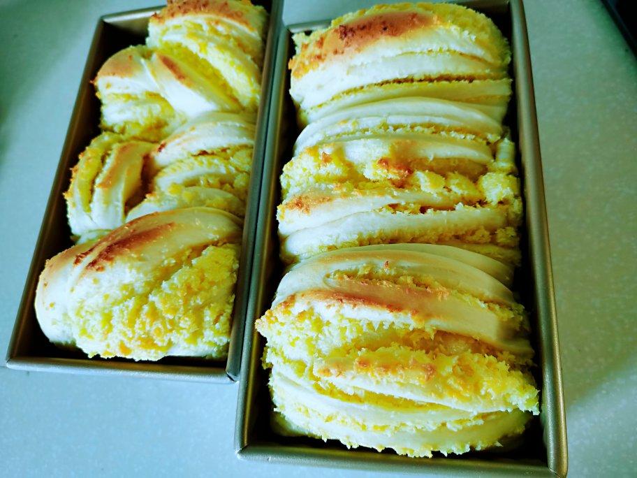 双倍椰蓉奶酥吐司