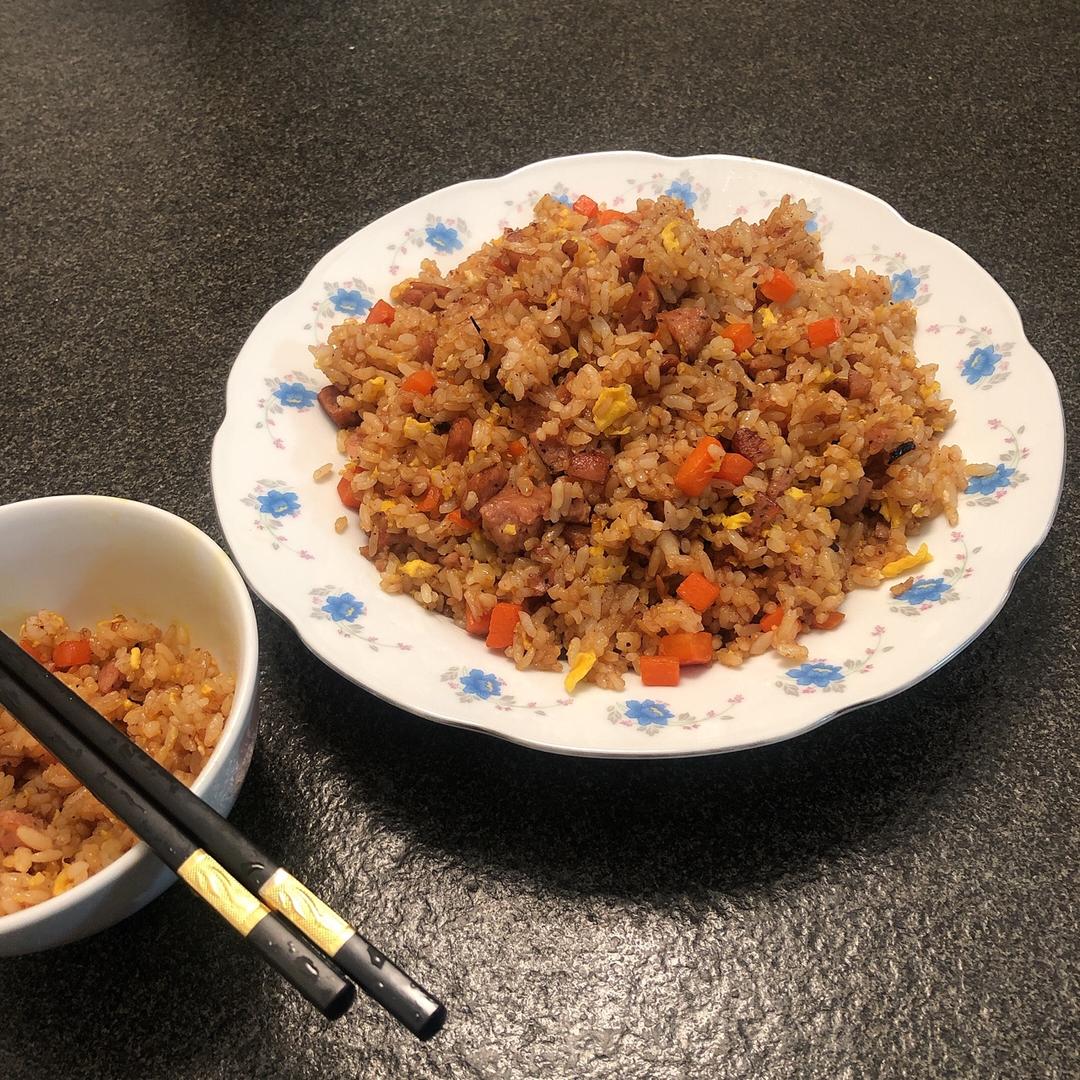 好吃到停不下来的酱油蛋炒饭