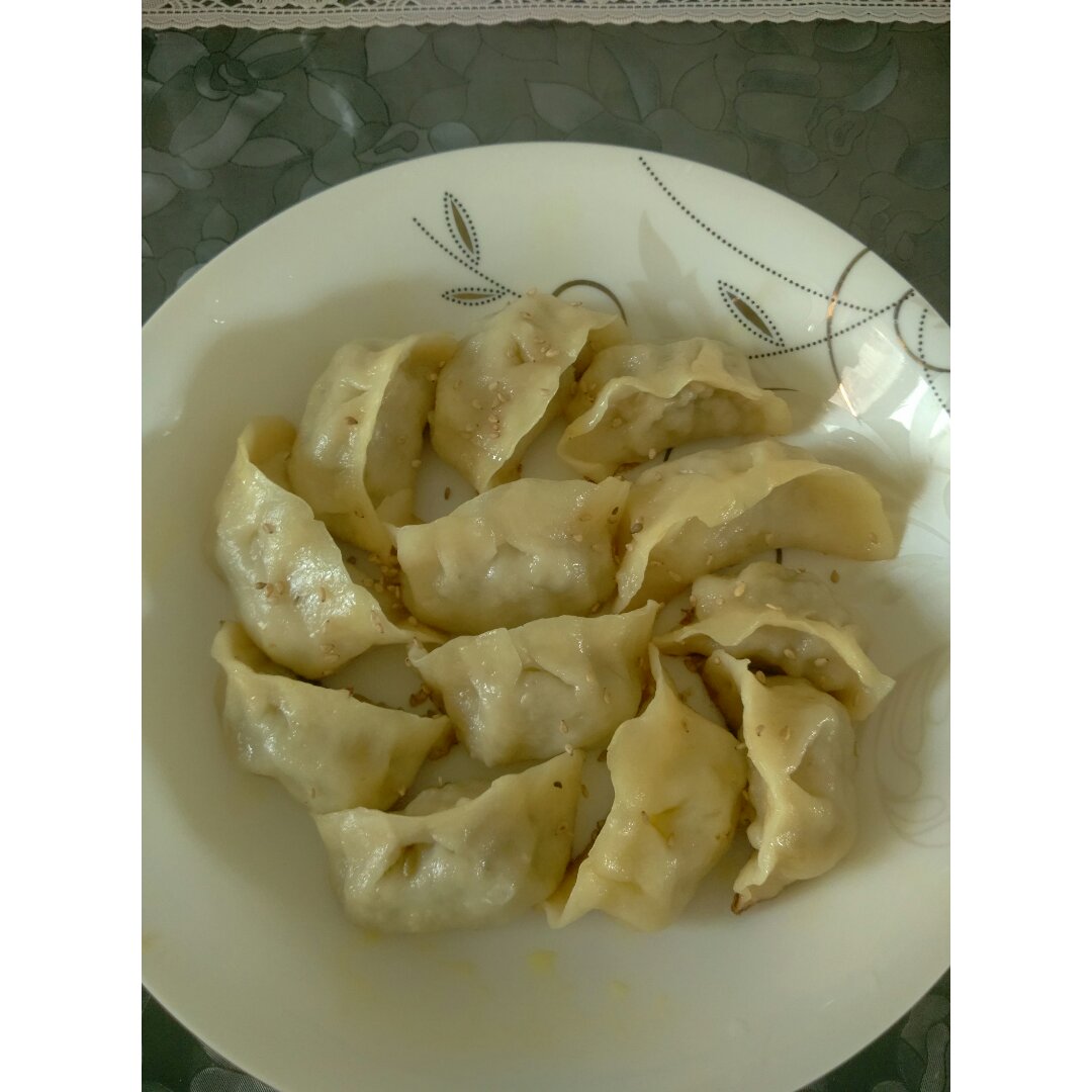 早餐来一锅香脆的生煎饺子