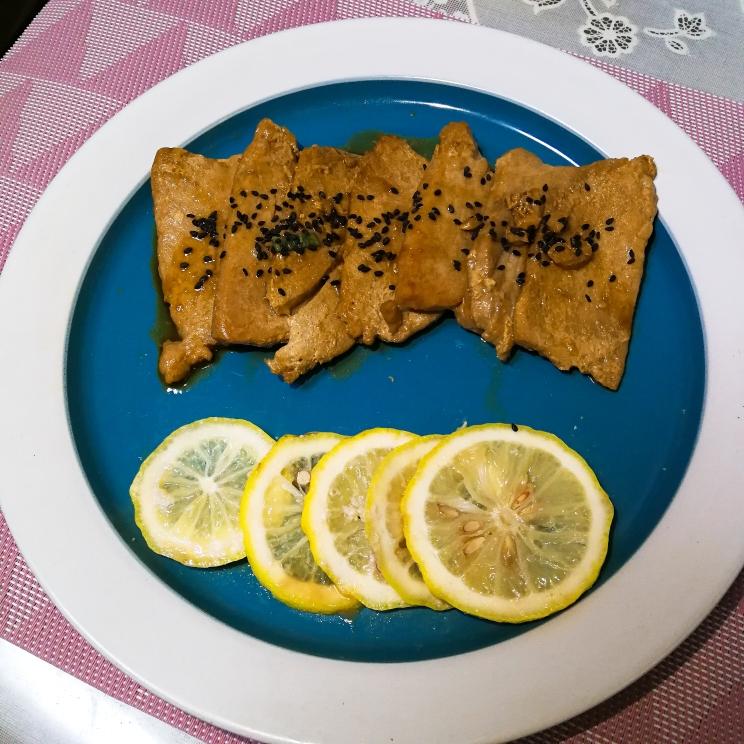 柠檬金枪鱼块