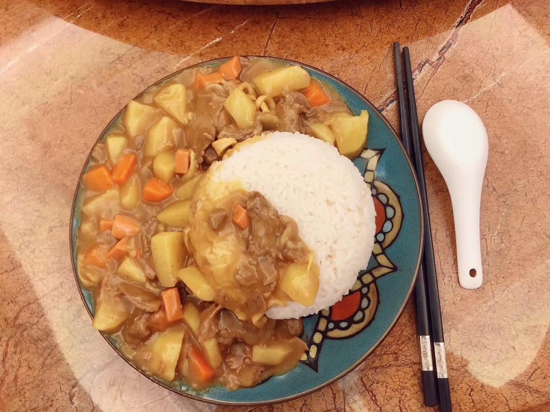 咖喱牛肉饭