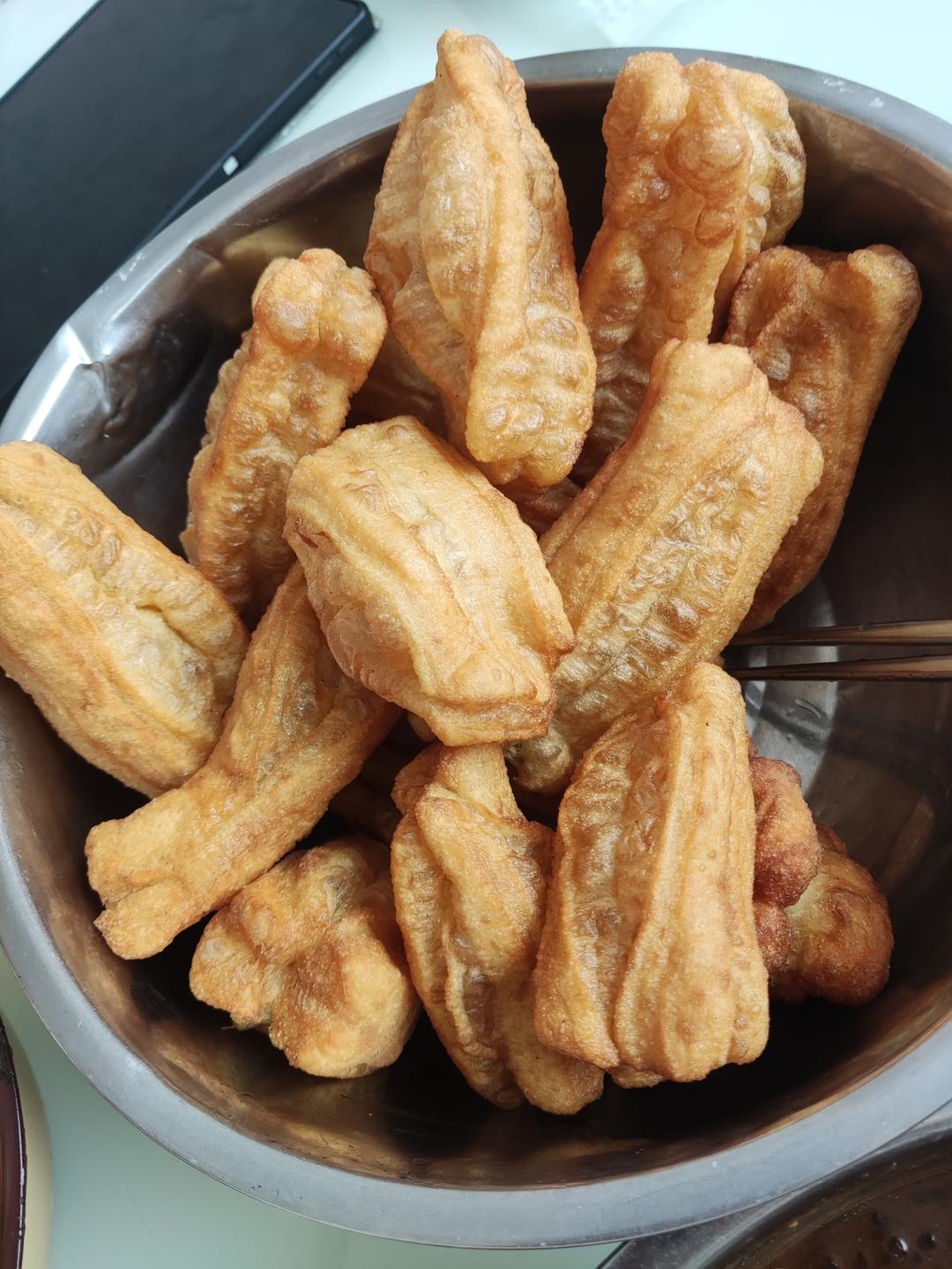 炸油条