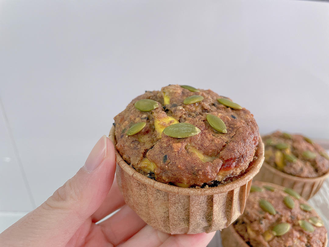 简易版香蕉核桃蛋糕