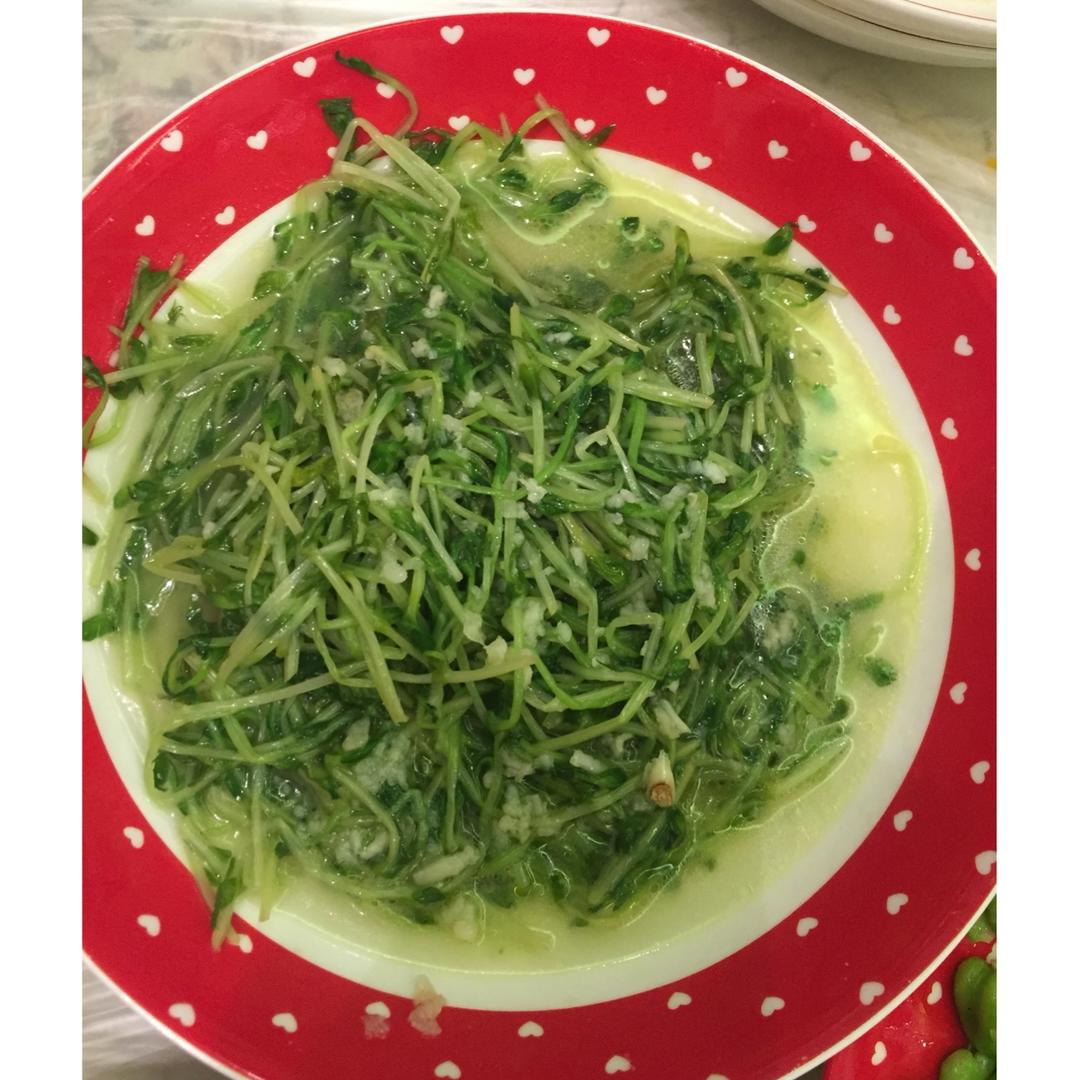 清炒豆苗